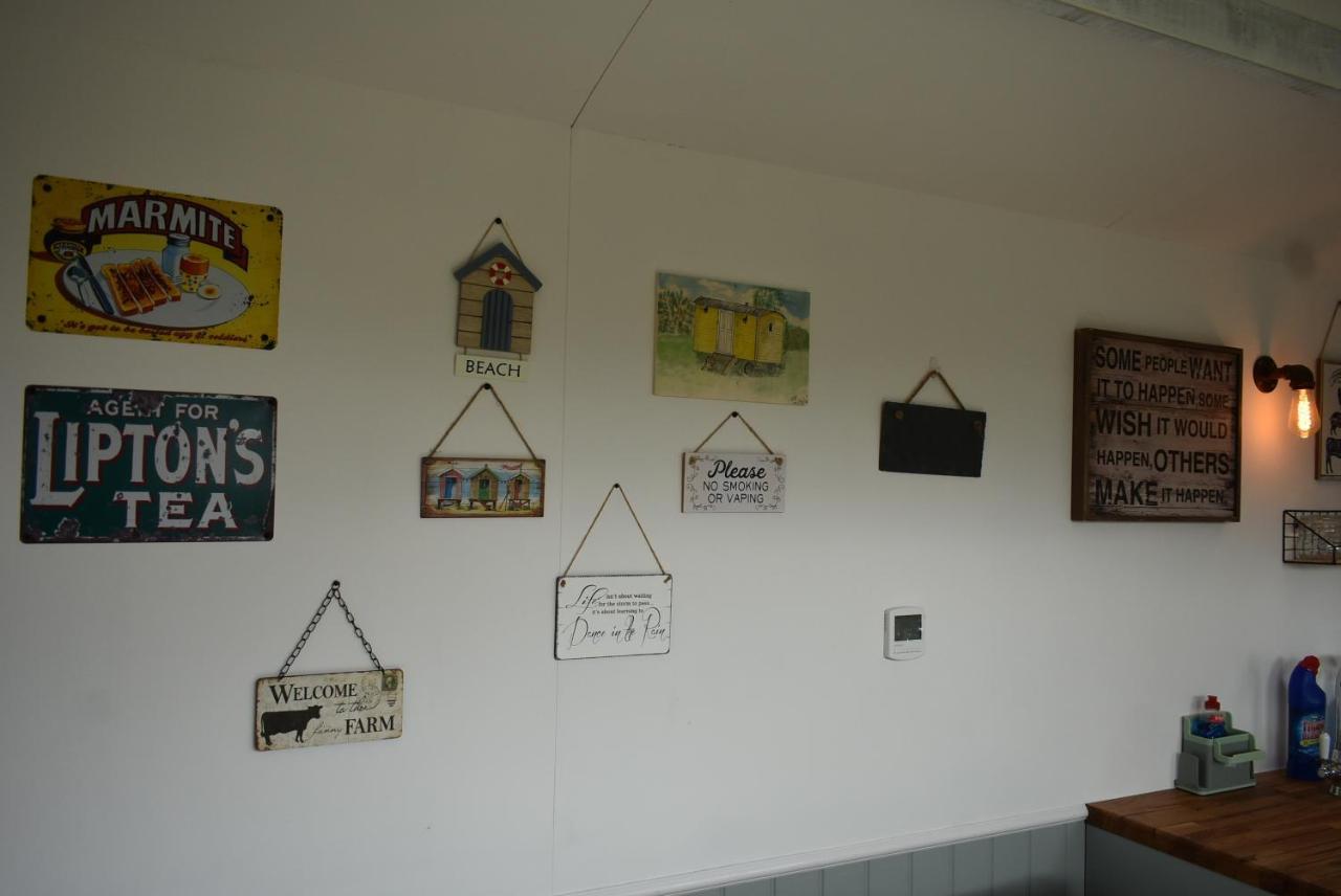 Lanterns Shepherds Huts&Glamping Happisburgh Exterior foto