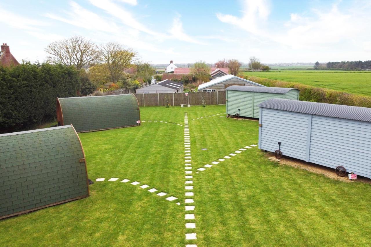 Hotel Lanterns Shepherds Huts&Glamping Happisburgh Exterior foto